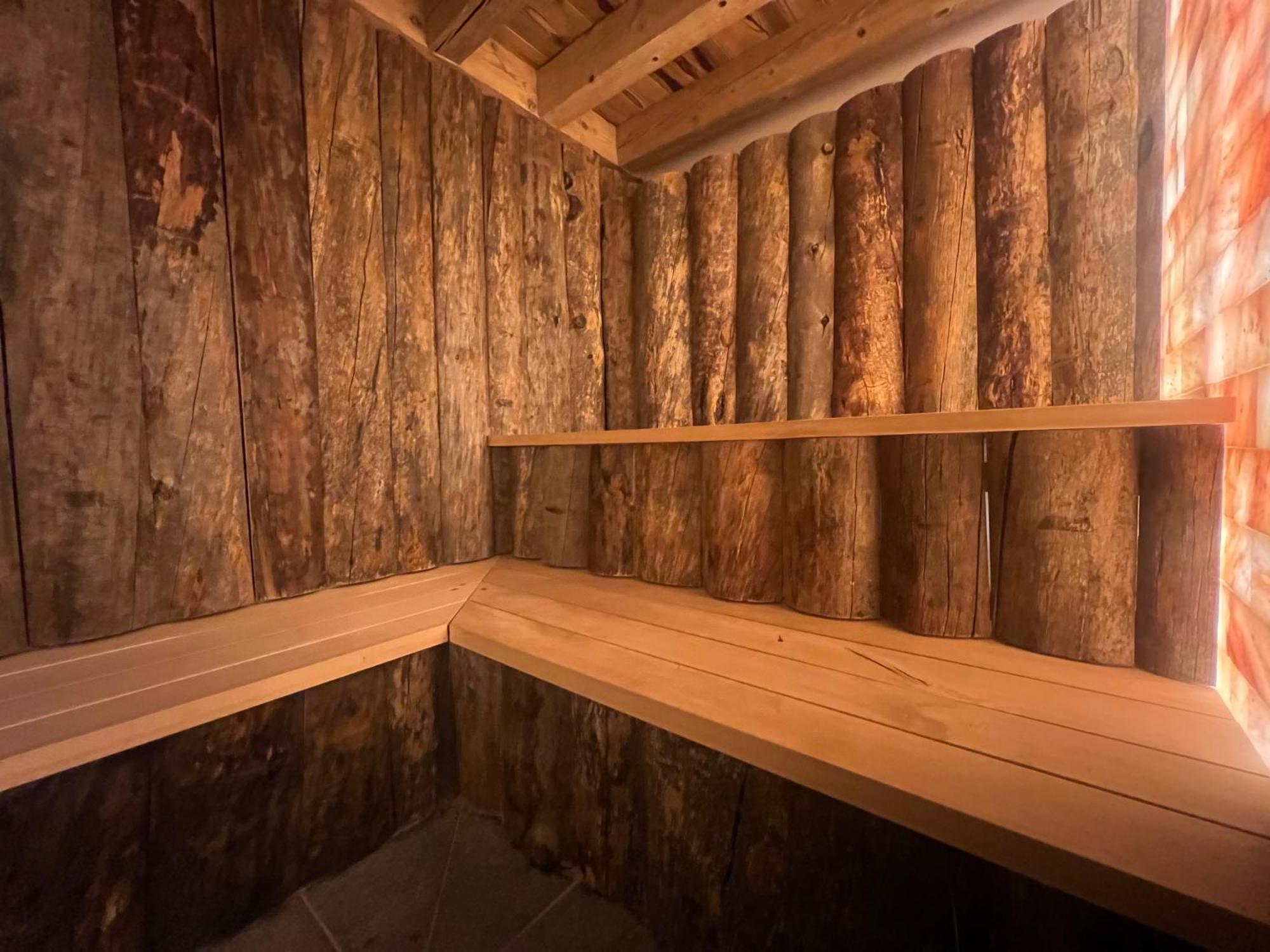 Rochesson Gite Roche Des Ducs Avec Piscine Toute L'Annee, Spa, Sauna, Hammam מראה חיצוני תמונה